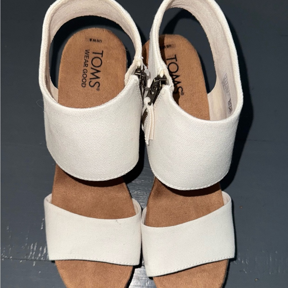 Toms White Platform Sandals Size 8
